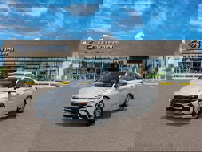 New 2025 Hyundai Elantra SE