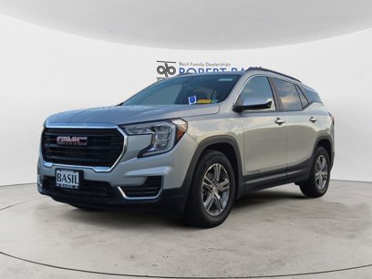 Used 2022 GMC Terrain SLE w/ Driver Convenience Package