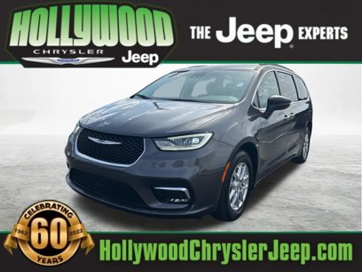 Used 2022 Chrysler Pacifica Touring-L