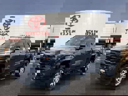 New 2025 Toyota Tacoma SR5