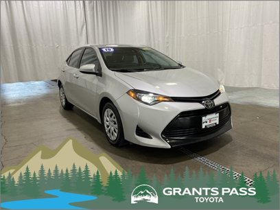 Used 2019 Toyota Corolla LE w/ Carpet Mat Package (TMS)