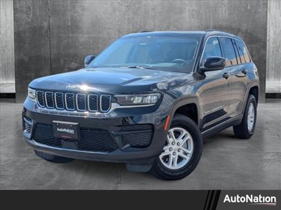 Used 2023 Jeep Grand Cherokee Laredo