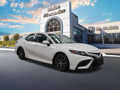 Used 2023 Toyota Camry SE w/ Cold Weather Package