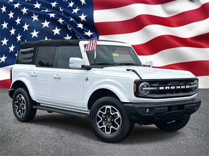 New 2024 Ford Bronco Outer Banks