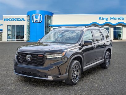 New 2025 Honda Pilot TrailSport