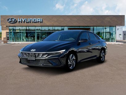 New 2025 Hyundai Elantra SEL
