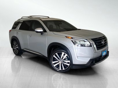 Used 2024 Nissan Pathfinder Platinum
