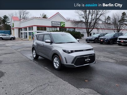 New 2025 Kia Soul LX