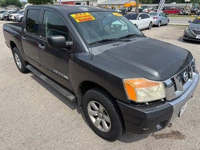 Used 2009 Nissan Titan SE w/ SE Drivers Convenience Pkg