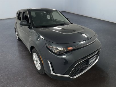 New 2025 Kia Soul LX