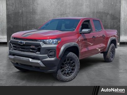 New 2025 Chevrolet Colorado Trail Boss w/ LPO, Hood Decal Package