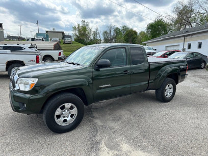 Used 2013 Toyota Tacoma 4x4 Access Cab V6 w/ TRD Off-Road Pkg