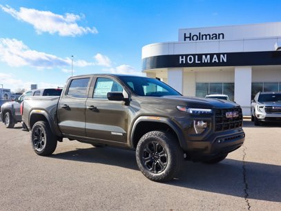 New 2025 GMC Canyon Elevation w/ Convenience Package