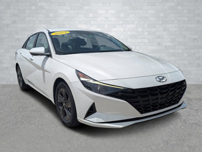 Used 2023 Hyundai Elantra SEL w/ Cargo Package