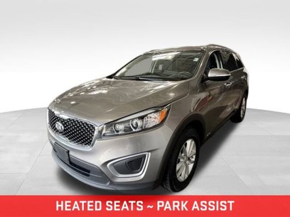 Used 2017 Kia Sorento LX w/ LX Convenience Package