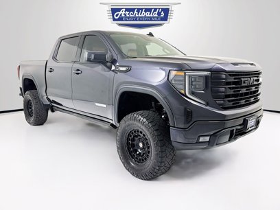 Used 2023 GMC Sierra 1500 Elevation w/ LPO, Elevation Black Package
