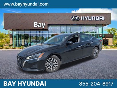 Used 2023 Nissan Altima 2.5 SV