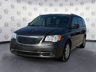 Used 2016 Chrysler Town & Country Touring w/ Driver Convenience Group