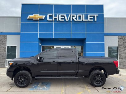 Used 2018 Nissan Titan SL w/ Midnight Edition