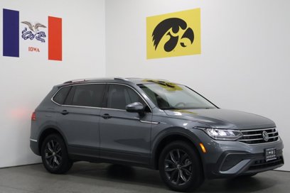 Used 2023 Volkswagen Tiguan SE