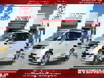 Used 2017 Chrysler Pacifica Limited