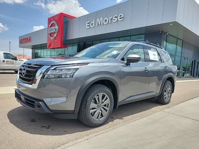 New 2025 Nissan Pathfinder SV w/ Cargo Package