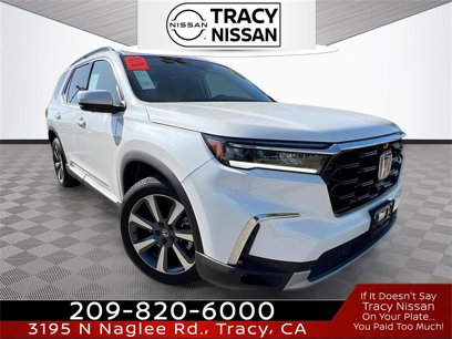 Used 2025 Honda Pilot Elite