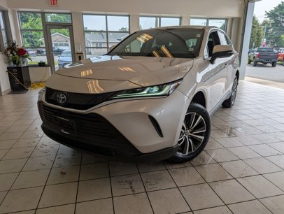 Used 2023 Toyota Venza LE