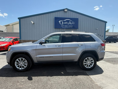 Used 2021 Jeep Grand Cherokee Laredo