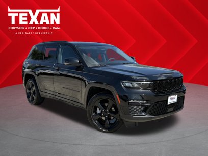 Used 2023 Jeep Grand Cherokee Limited w/ Black Appearance Package
