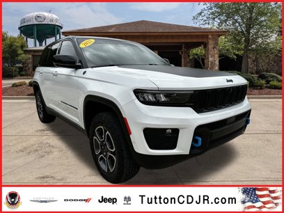 Used 2022 Jeep Grand Cherokee Trailhawk w/ Advanced Protech Group II