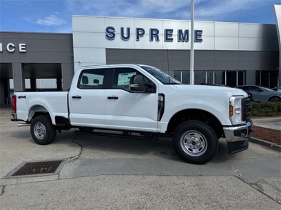 New 2025 Ford F250 4x4 Crew Cab Super Duty