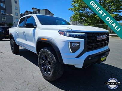 Used 2025 GMC Canyon Elevation w/ Convenience Package