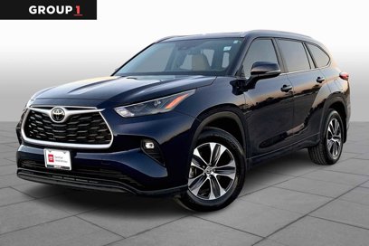 Used 2023 Toyota Highlander XLE