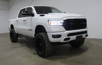 Used 2019 RAM 1500 4x4 Crew Cab