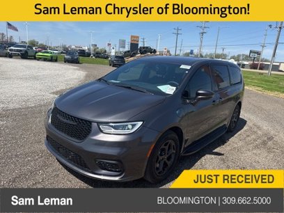 Used 2022 Chrysler Pacifica Touring-L w/ S Appearance Package