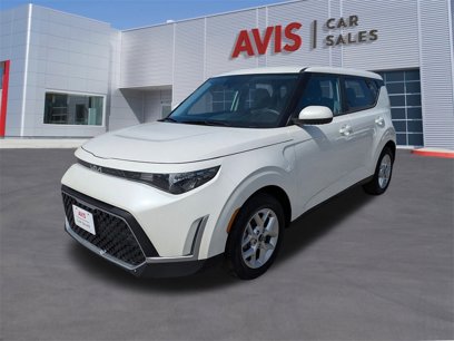 Used 2023 Kia Soul LX w/ Option Group 015