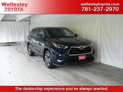 Used 2022 Toyota Highlander XLE