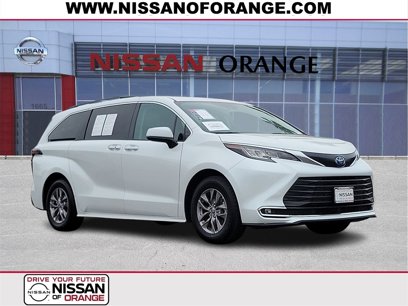 Used 2023 Toyota Sienna XLE
