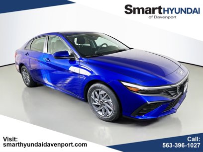 Used 2025 Hyundai Elantra Blue