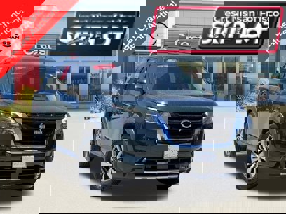 Certified 2023 Nissan Pathfinder SL