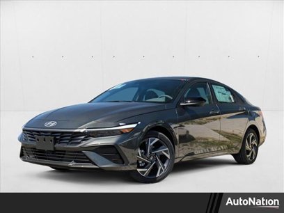 New 2025 Hyundai Elantra SEL