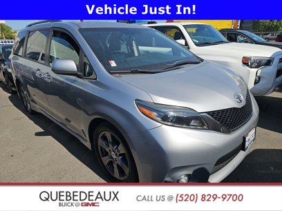 Used 2017 Toyota Sienna SE