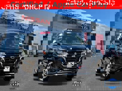 Certified 2022 Nissan Kicks S