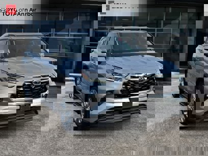 Used 2021 Toyota Highlander Limited