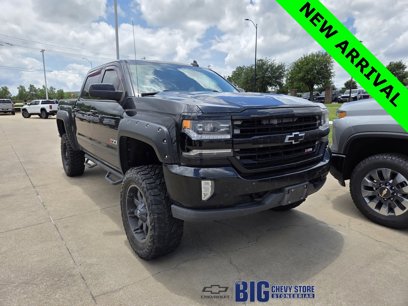 Used 2017 Chevrolet Silverado 1500 LTZ Z71 w/ Midnight Edition