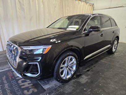 New 2025 Audi Q7 3.0T Prestige