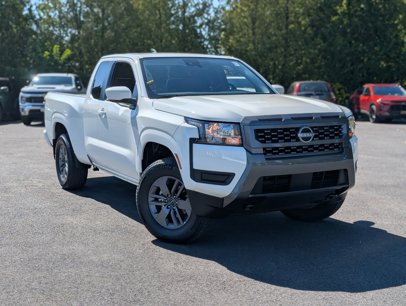 Used 2025 Nissan Frontier SV