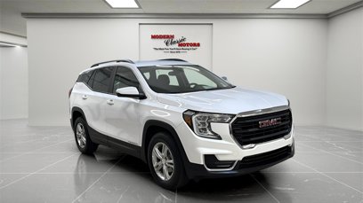 Used 2023 GMC Terrain SLE w/ Driver Convenience Package