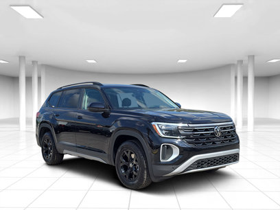 New 2025 Volkswagen Atlas Peak Edition SE